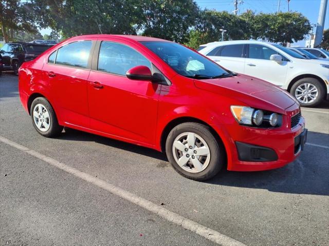 2014 Chevrolet Sonic LS Auto 2014 Chevrolet Sonic LS Auto