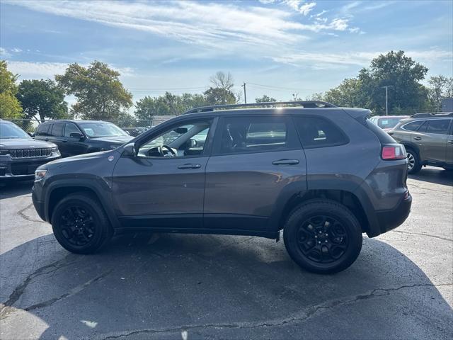 2019 Jeep Cherokee Trailhawk 4x4 2019 Jeep Cherokee Trailhawk 4x4