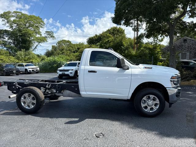 2025 RAM 3500 Chassis Tradesman/Big Horn