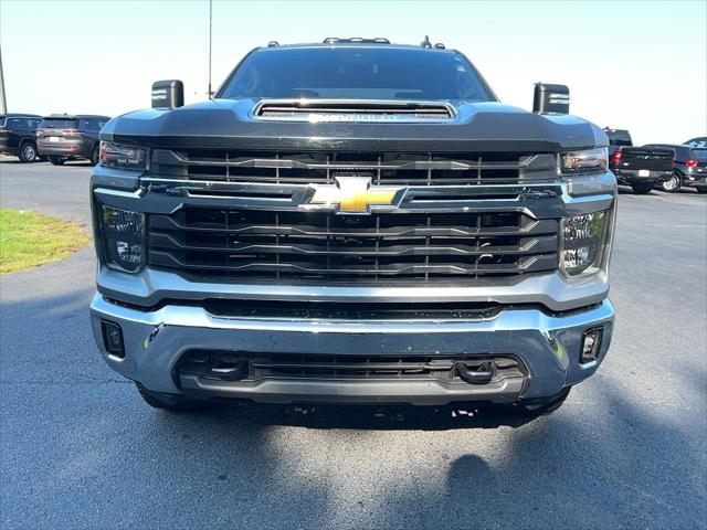 2024 Chevrolet Silverado 2500HD 4WD Crew Cab Standard Bed LT