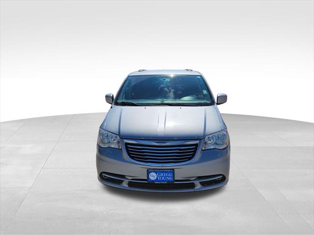 2016 Chrysler Town and Country Touring