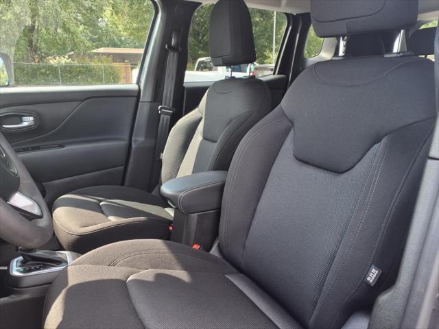 2023 Jeep Renegade Latitude 4x4