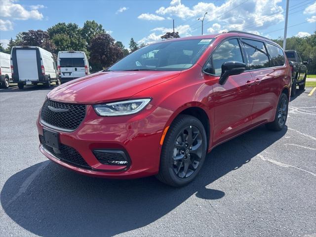 2026 Chrysler Pacifica PACIFICA LIMITED AWD