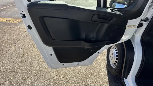 2026 Ram ProMaster Window Van Tradesman
