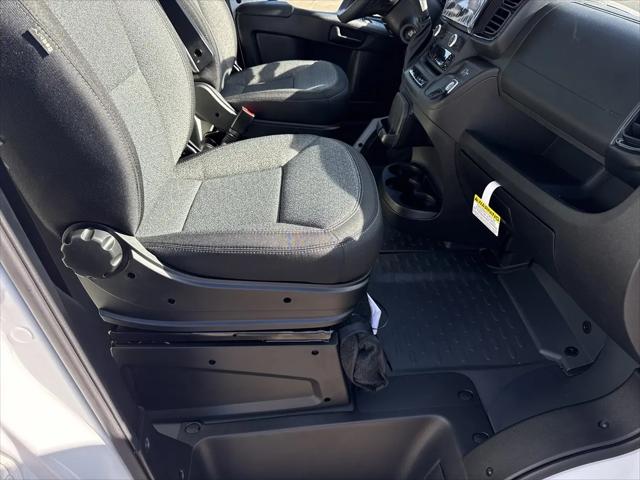 2026 Ram ProMaster Window Van Tradesman
