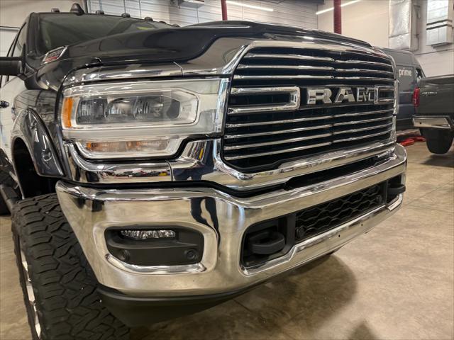 2022 RAM 3500 Laramie Crew Cab 4x4 64 Box 2022 RAM 3500 Laramie Crew Cab 4x4 64 Box