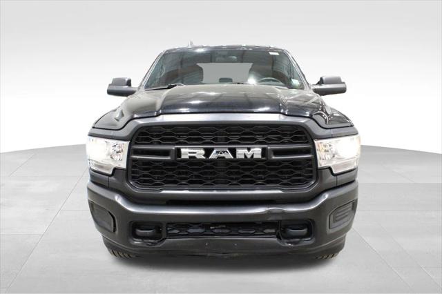 2021 RAM 3500 Tradesman Crew Cab 4x4 8 Box