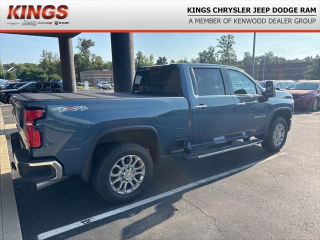 2025 Chevrolet Silverado 2500HD 4WD Crew Cab Standard Bed LTZ