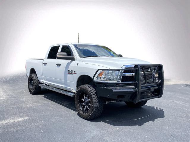 2018 RAM 3500 Tradesman Crew Cab 4x4 64 Box