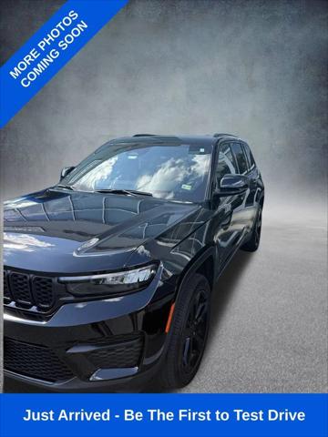 2023 Jeep Grand Cherokee Altitude X 4x4
