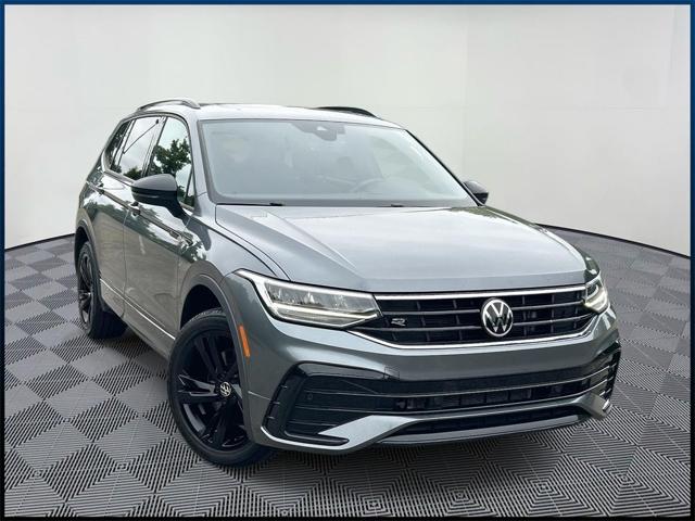 2023 Volkswagen Tiguan 2.0T SE R-Line Black