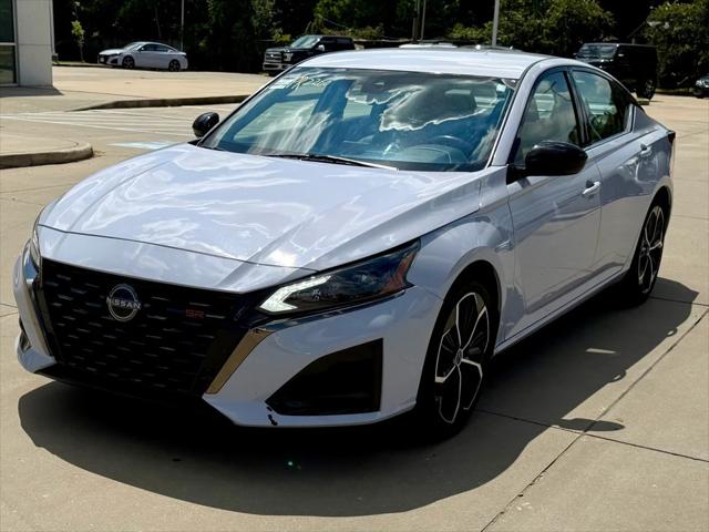 2024 Nissan Altima SR FWD