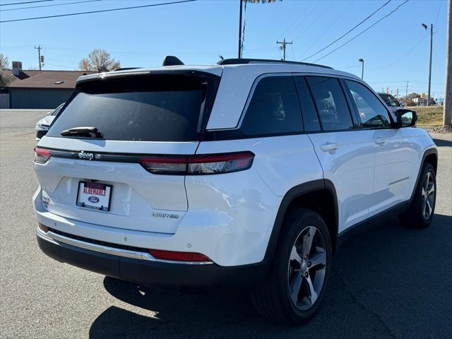 2023 Jeep Grand Cherokee Limited 4x4 2023 Jeep Grand Cherokee Limited 4x4