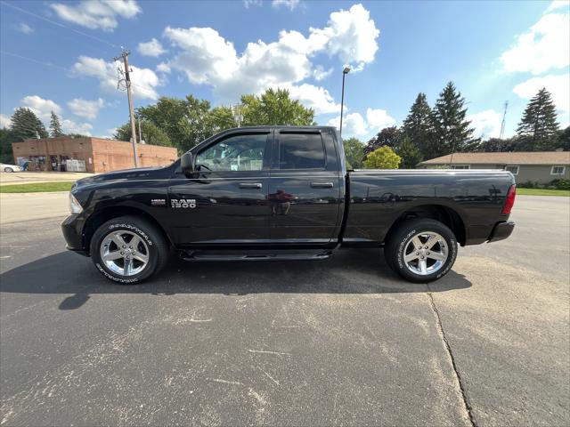 2017 RAM 1500 Express Quad Cab 4x4 64 Box