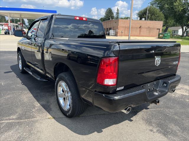 2017 RAM 1500 Express Quad Cab 4x4 64 Box