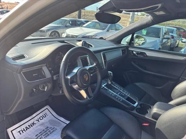 2017 Porsche Macan Turbo