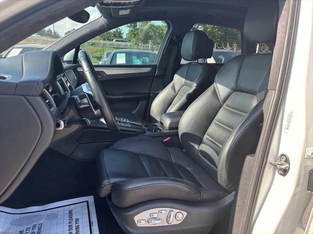 2017 Porsche Macan Turbo