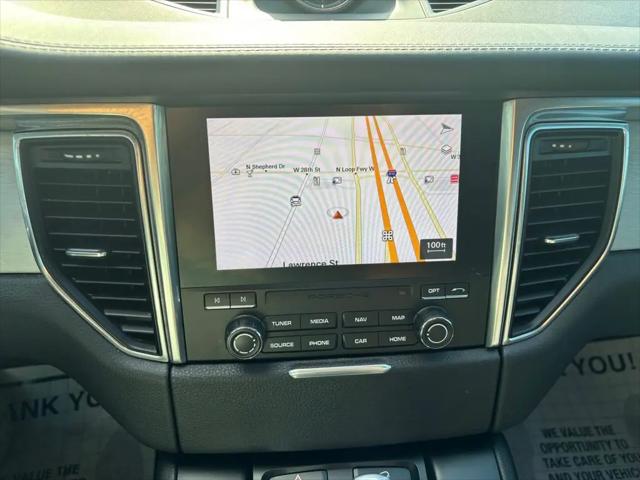 2017 Porsche Macan Turbo