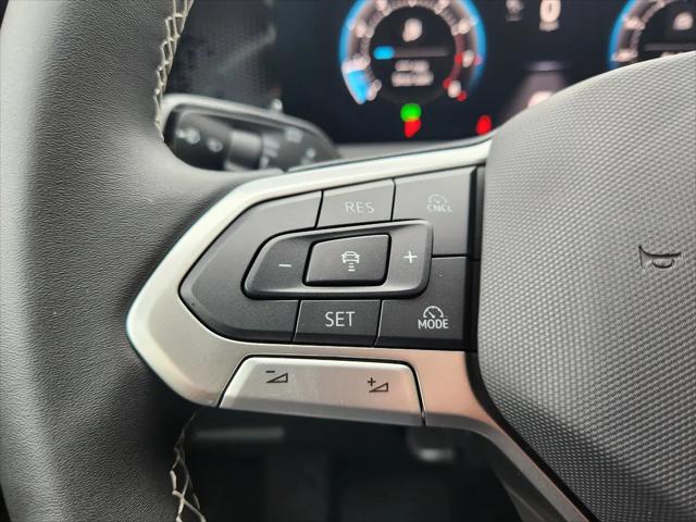 2025 Volkswagen Tiguan 2.0T SE