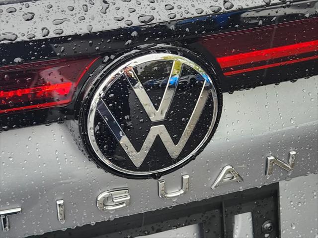 2025 Volkswagen Tiguan 2.0T SE