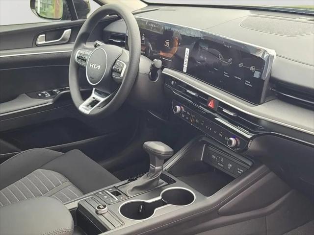 2026 Kia K5 LXS FWD