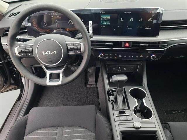 2026 Kia K5 LXS FWD