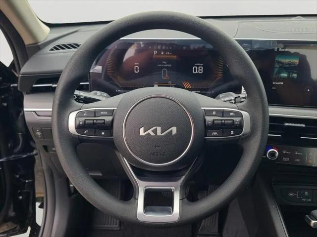 2026 Kia K5 LXS FWD