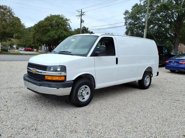 2025 Chevrolet Express Cargo Van RWD 2500 Regular Wheelbase WT
