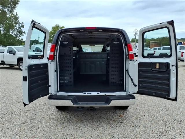 2025 Chevrolet Express Cargo Van RWD 2500 Regular Wheelbase WT