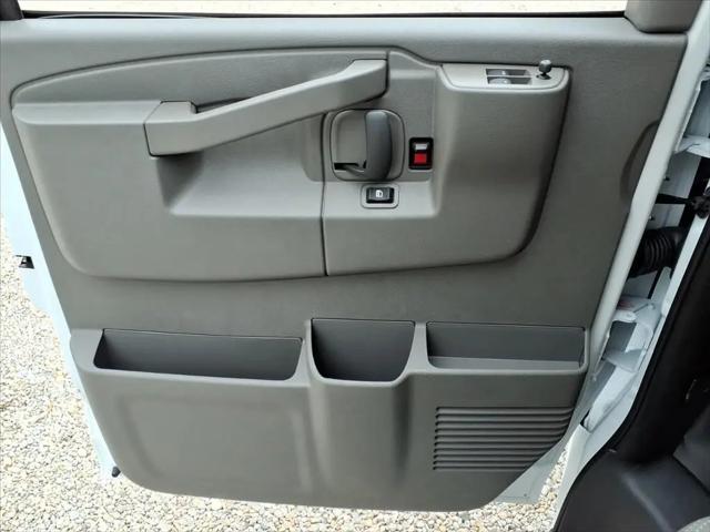 2025 Chevrolet Express Cargo Van RWD 2500 Regular Wheelbase WT
