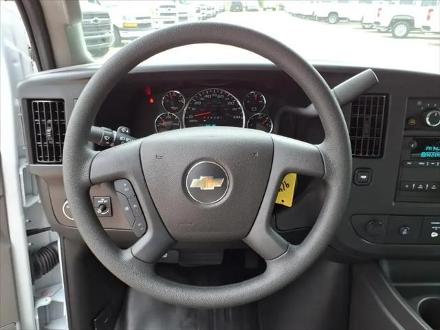 2025 Chevrolet Express Cargo Van RWD 2500 Regular Wheelbase WT