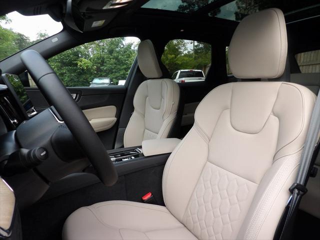 2026 Volvo XC60 B5 Core