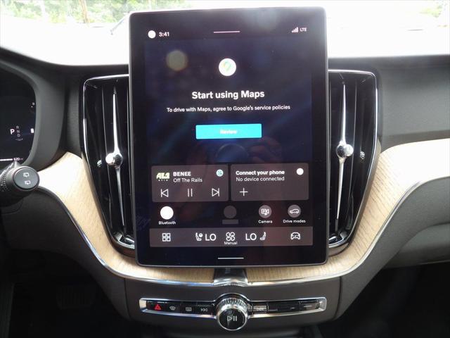2026 Volvo XC60 B5 Core