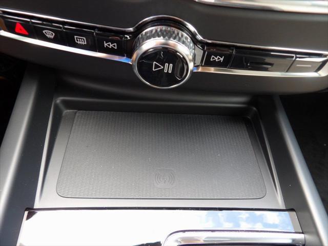 2026 Volvo XC60 B5 Core