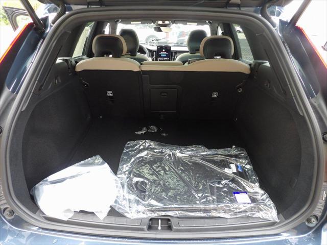2026 Volvo XC60 B5 Core