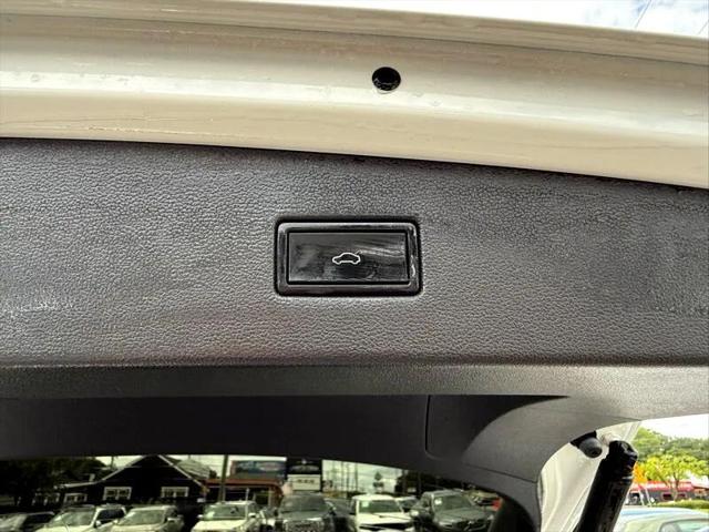2019 Volkswagen Tiguan 2.0T SEL
