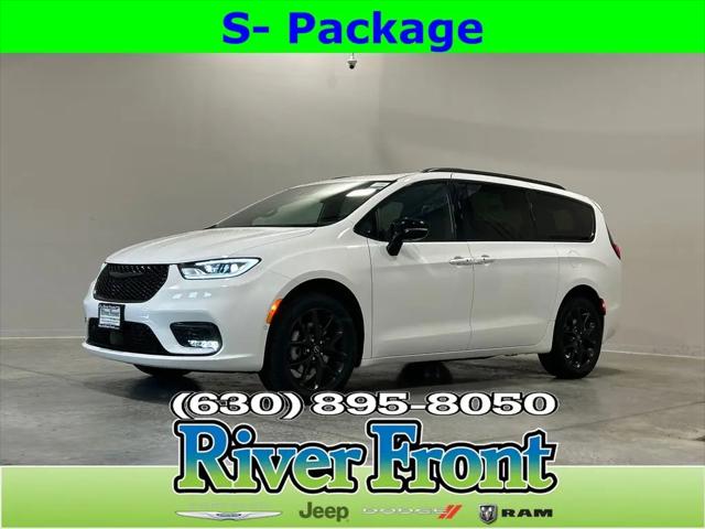 2026 Chrysler Pacifica Limited for sale in North Aurora, IL