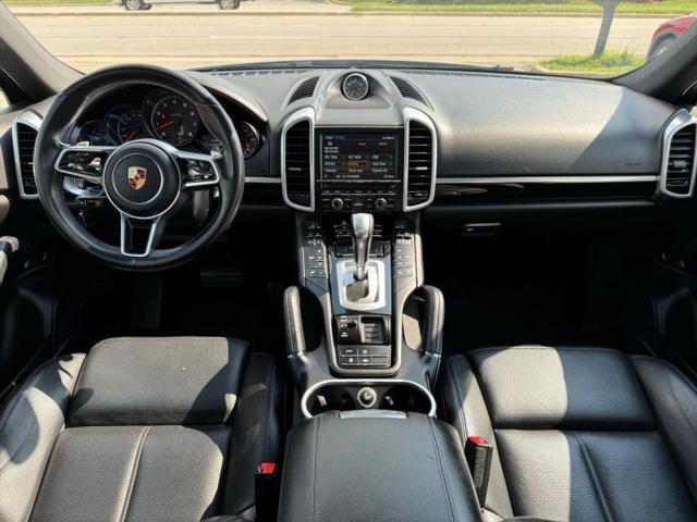 2016 Porsche Cayenne Base