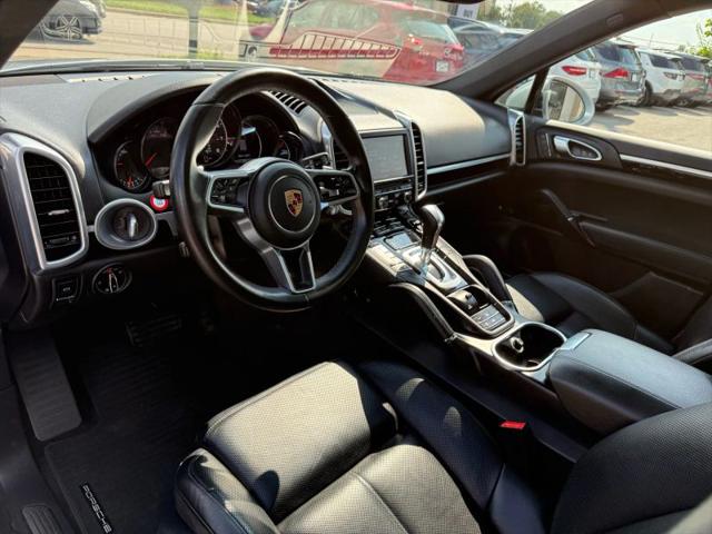 2016 Porsche Cayenne Base