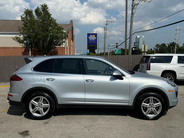 2016 Porsche Cayenne Base