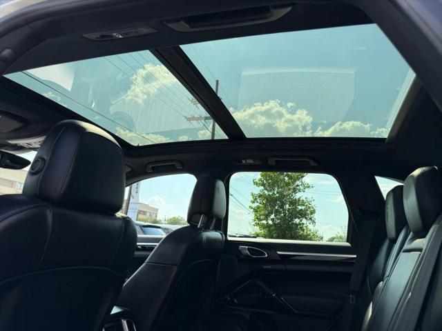 2016 Porsche Cayenne Base