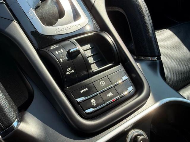 2016 Porsche Cayenne Base