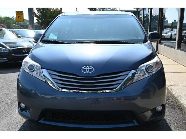 2017 Toyota Sienna Limited Premium 7 Passenger