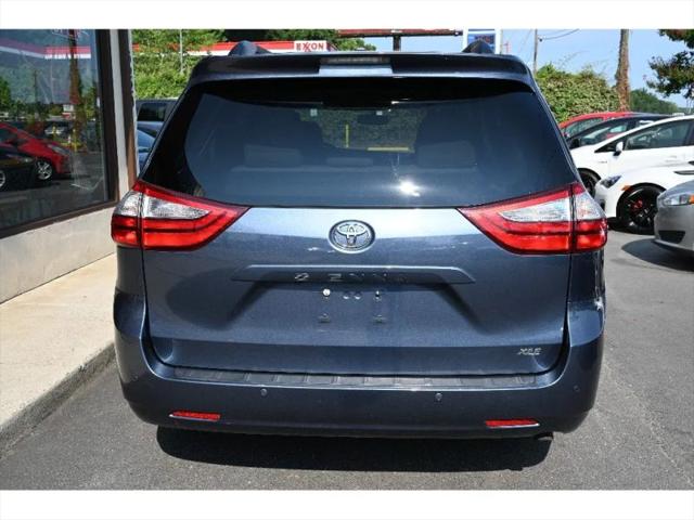 2017 Toyota Sienna Limited Premium 7 Passenger