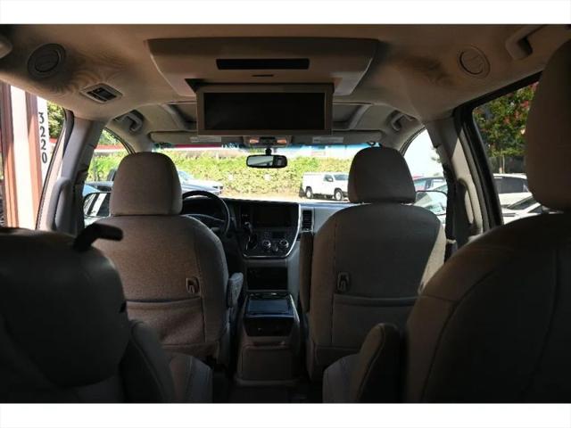 2017 Toyota Sienna Limited Premium 7 Passenger