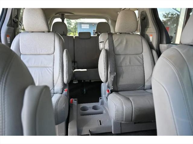 2017 Toyota Sienna Limited Premium 7 Passenger