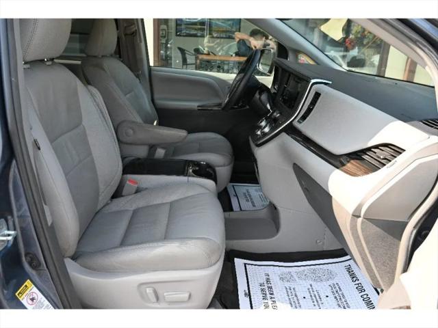 2017 Toyota Sienna Limited Premium 7 Passenger