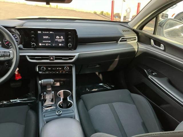 2022 Kia K5 LX
