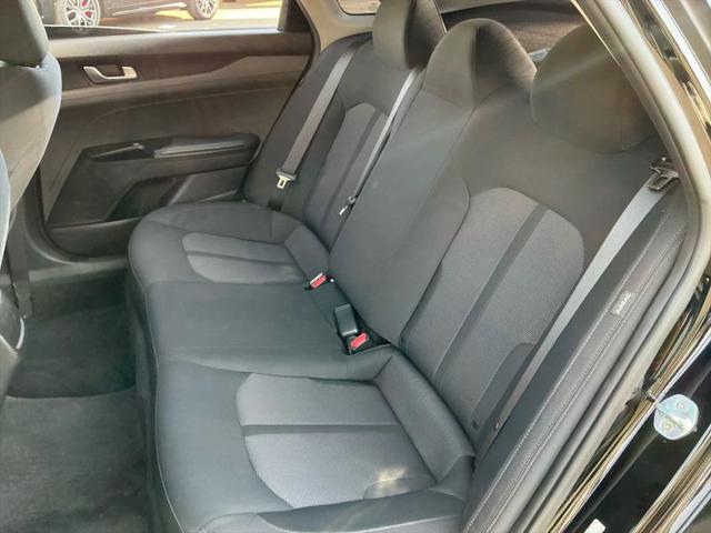 2022 Kia K5 LX