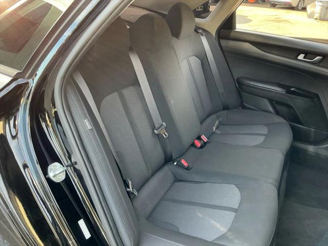 2022 Kia K5 LX